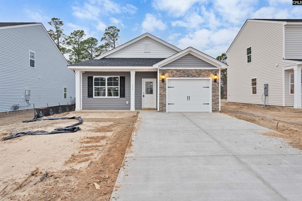 175 Willow Bay Drive, Orangeburg, SC 29118