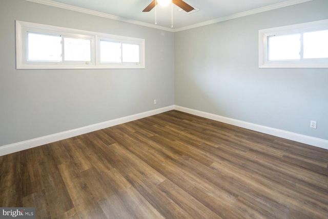 11 CARLISLE RD, Newark, DE 19713