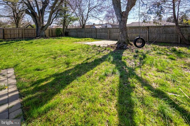 11 CARLISLE RD, Newark, DE 19713