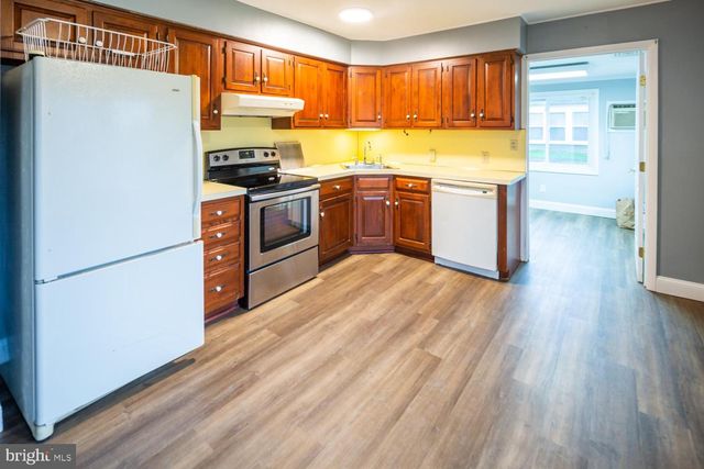 11 CARLISLE RD, Newark, DE 19713