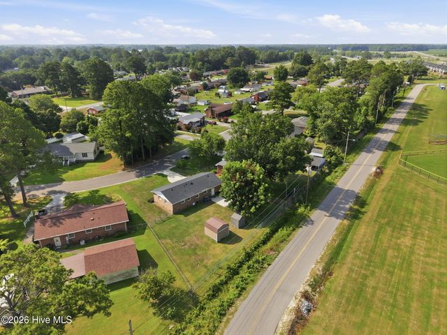 4114 Edgewood Drive, Ayden, NC 28513