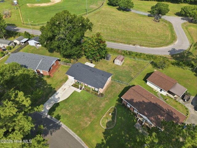 4114 Edgewood Drive, Ayden, NC 28513