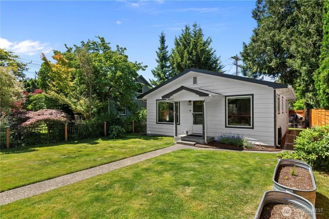 420 French Avenue, Arlington, WA 98223