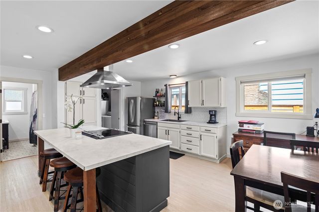 420 French Avenue, Arlington, WA 98223