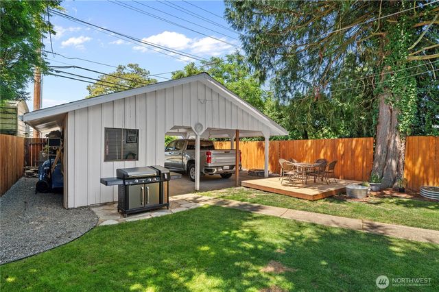 420 French Avenue, Arlington, WA 98223