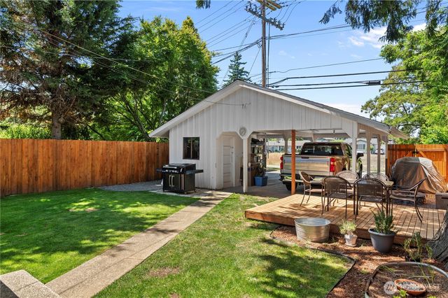 420 French Avenue, Arlington, WA 98223
