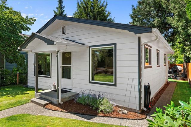 420 French Avenue, Arlington, WA 98223
