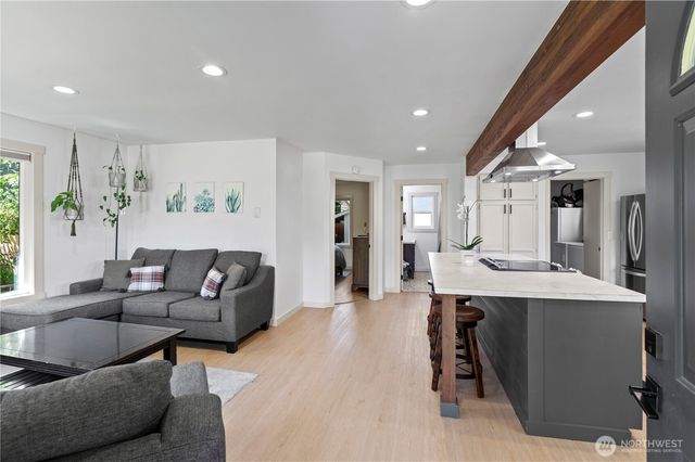 420 French Avenue, Arlington, WA 98223