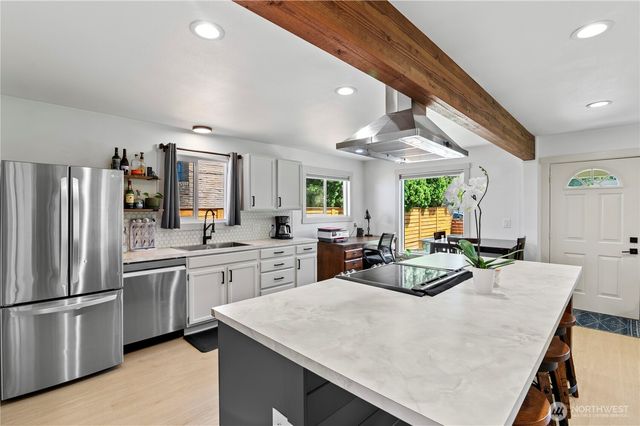 420 French Avenue, Arlington, WA 98223
