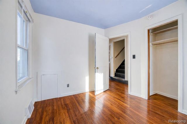 2209 Progress Avenue, Lincoln Park, MI 48146