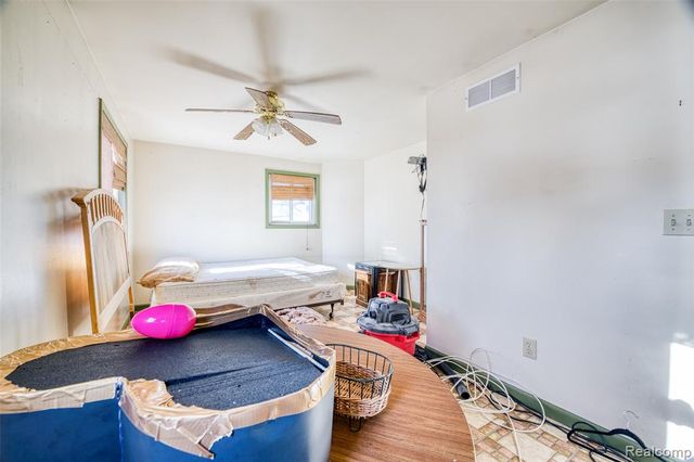 2209 Progress Avenue, Lincoln Park, MI 48146