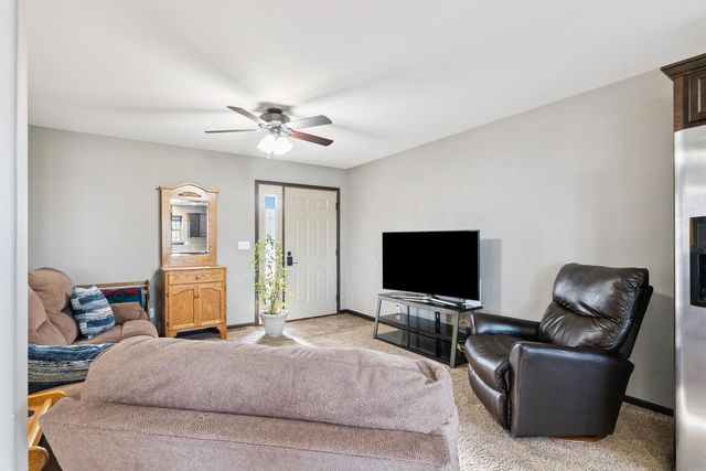 4106 Mourning Dove Drive, Waterloo, IA 50702