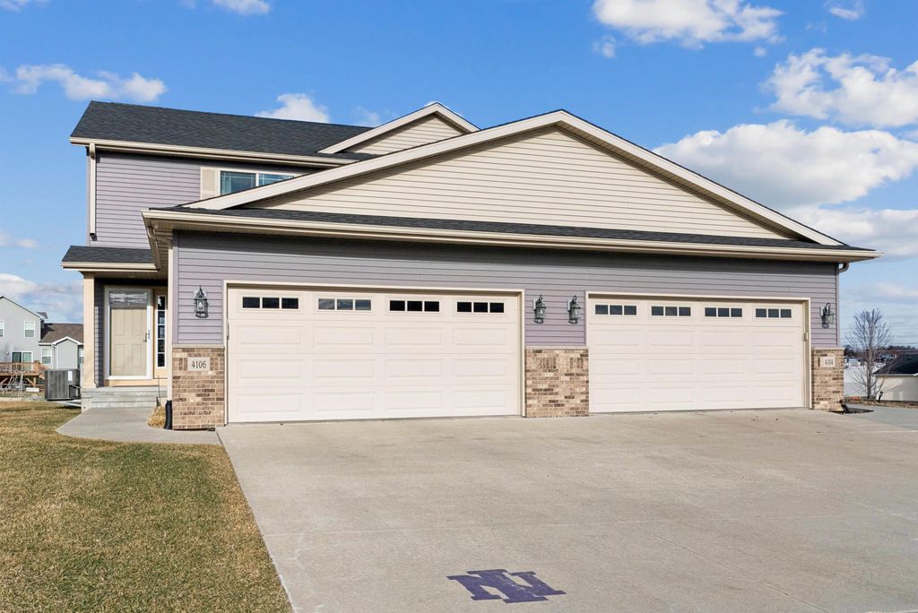 4106 Mourning Dove Drive, Waterloo, IA 50702