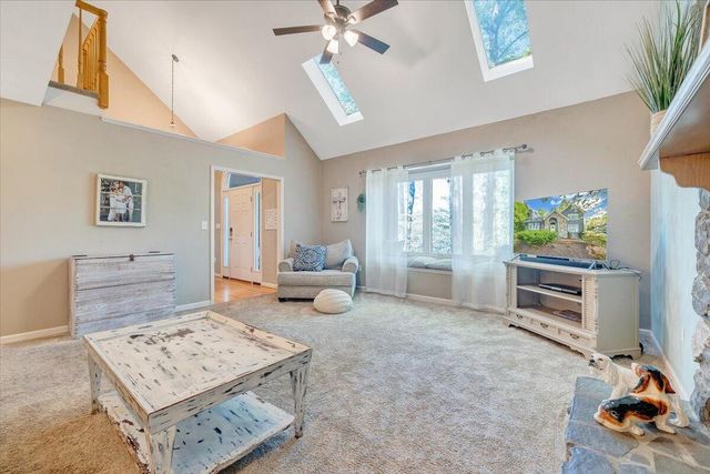 662 Stayman RD, Roanoke, VA 24019