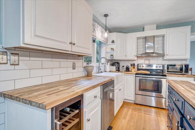 662 Stayman RD, Roanoke, VA 24019