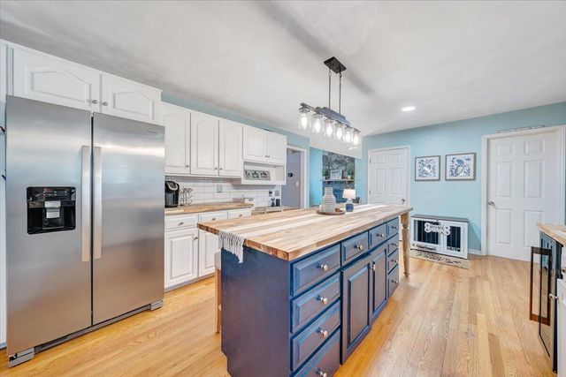 662 Stayman RD, Roanoke, VA 24019