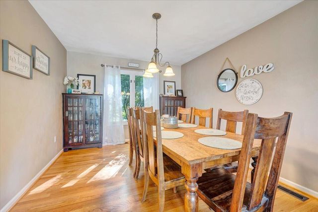 662 Stayman RD, Roanoke, VA 24019