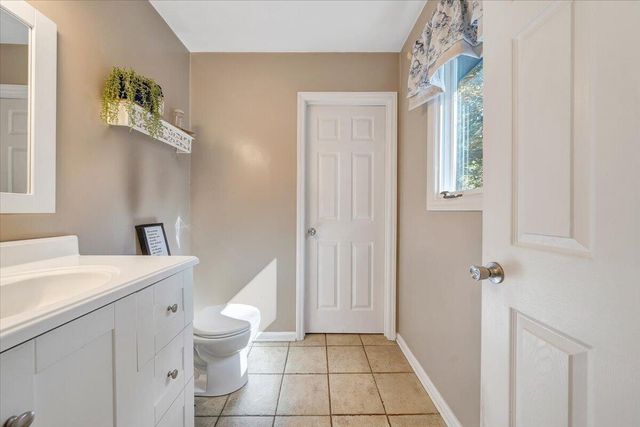 662 Stayman RD, Roanoke, VA 24019