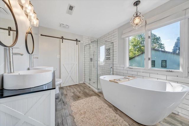 662 Stayman RD, Roanoke, VA 24019