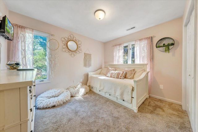 662 Stayman RD, Roanoke, VA 24019