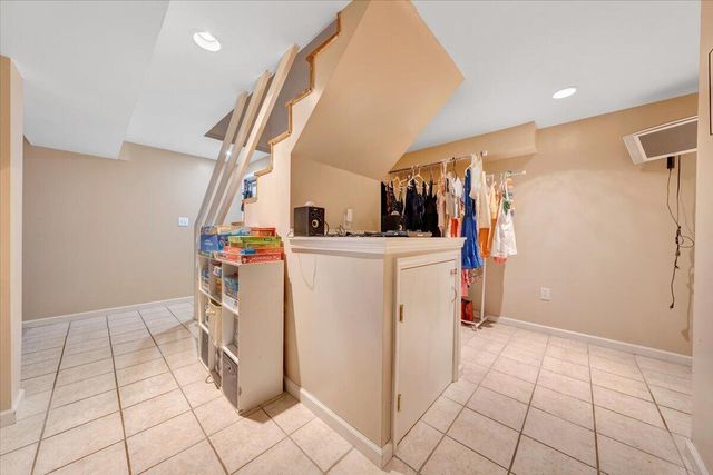 662 Stayman RD, Roanoke, VA 24019