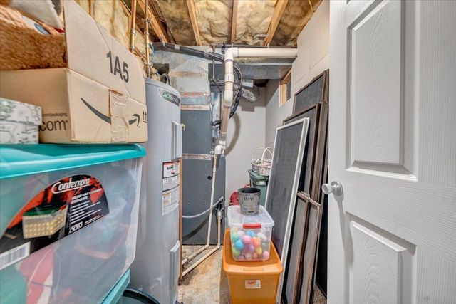 662 Stayman RD, Roanoke, VA 24019
