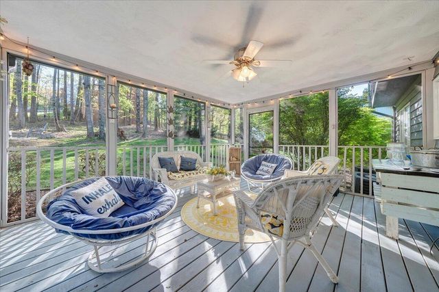 662 Stayman RD, Roanoke, VA 24019