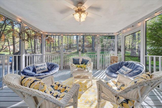 662 Stayman RD, Roanoke, VA 24019