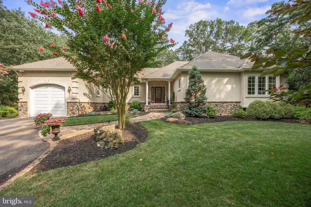 33 CRANBERRY CT, Medford, NJ 08055
