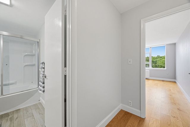20 Hammond Pond Pkwy 506, Newton, MA 02467