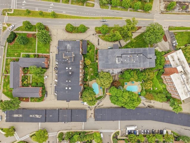 20 Hammond Pond Pkwy 506, Newton, MA 02467