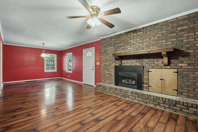 945 Deer Run Drive, Ellerslie, GA 31807