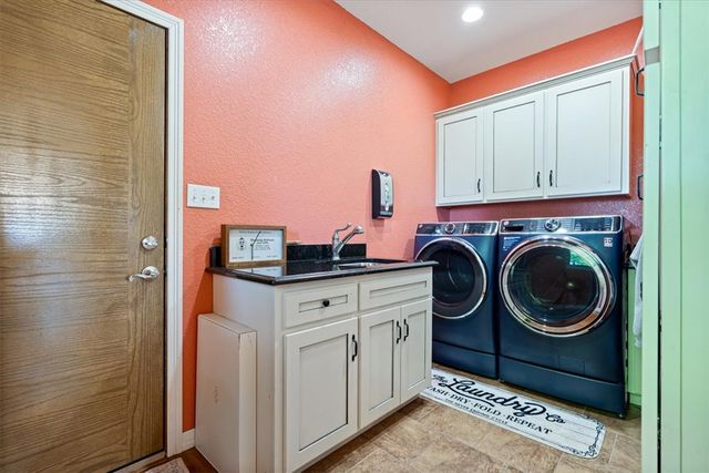 22047 E Dawn Hill Road, Siloam Springs, AR 72761