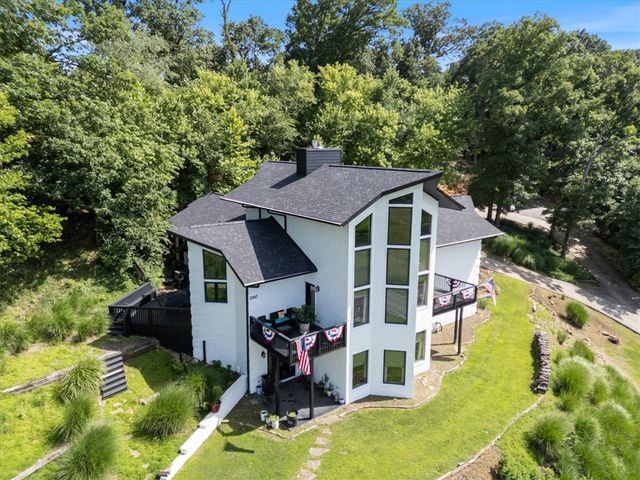 22047 E Dawn Hill Road, Siloam Springs, AR 72761