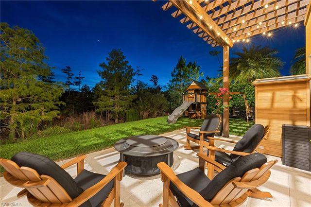 2954 Cinnamon Bay CIR, Naples, FL 34119