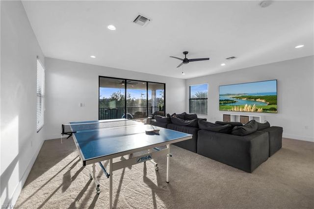 2954 Cinnamon Bay CIR, Naples, FL 34119