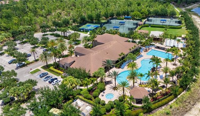 2954 Cinnamon Bay CIR, Naples, FL 34119