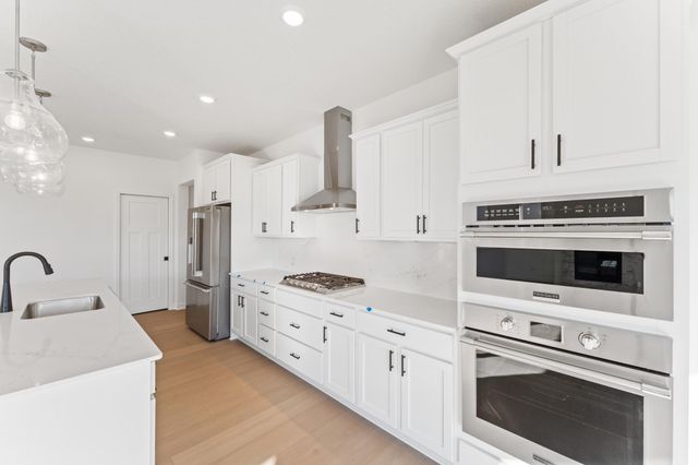 4957 Noble Lane NW, Rochester, MN 55901