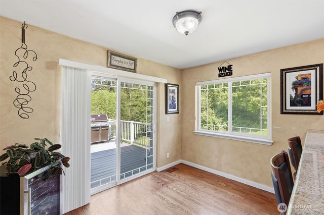 19310 95th Avenue NE, Arlington, WA 98223