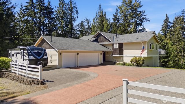 19310 95th Avenue NE, Arlington, WA 98223