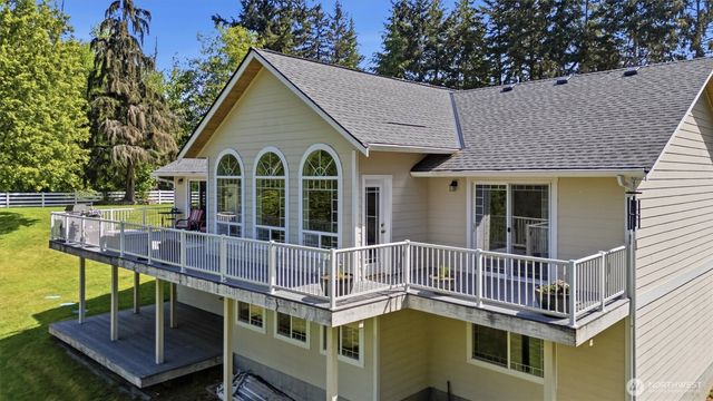 19310 95th Avenue NE, Arlington, WA 98223