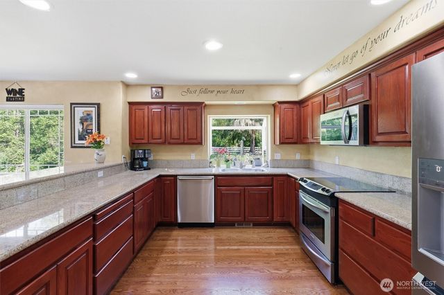 19310 95th Avenue NE, Arlington, WA 98223