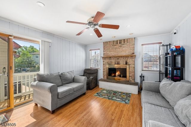 333 Amon Ter, Linden City, NJ 07036