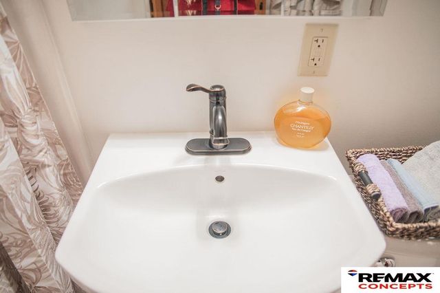 3901 Saint Paul Avenue, Lincoln, NE 68504