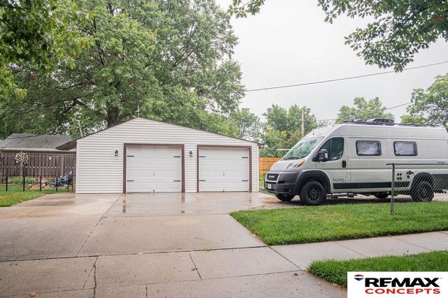 3901 Saint Paul Avenue, Lincoln, NE 68504