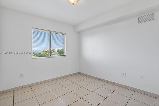 11060 SW 196th St 504, Cutler Bay, FL 33157