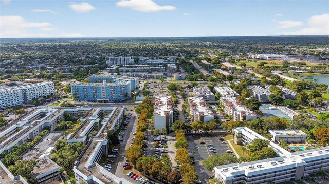 11060 SW 196th St 504, Cutler Bay, FL 33157