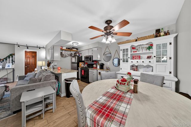 74 Homestead Vil Drive, Warwick, NY 10990