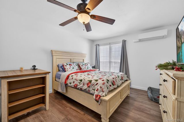 74 Homestead Vil Drive, Warwick, NY 10990