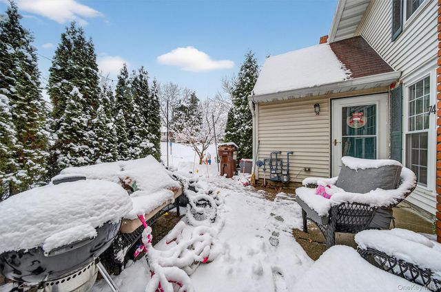 74 Homestead Vil Drive, Warwick, NY 10990